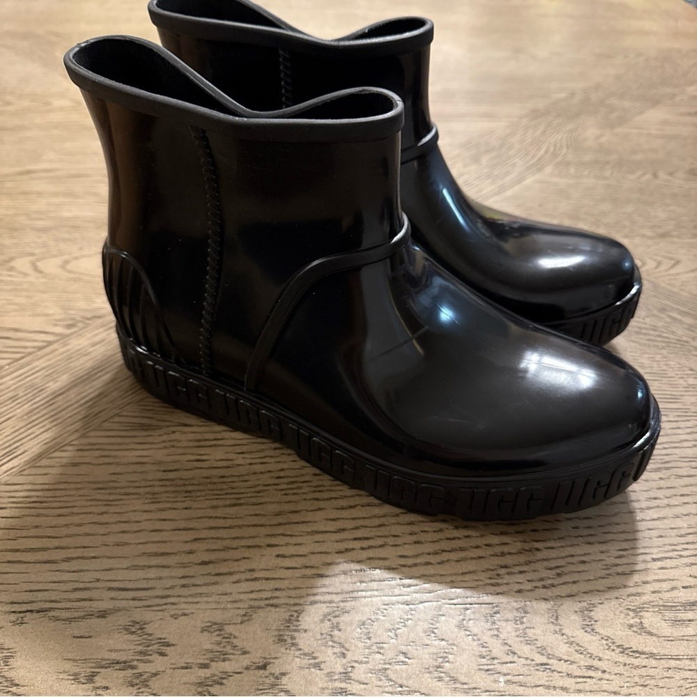 UGG Drizlita Women's Rain Boots 6